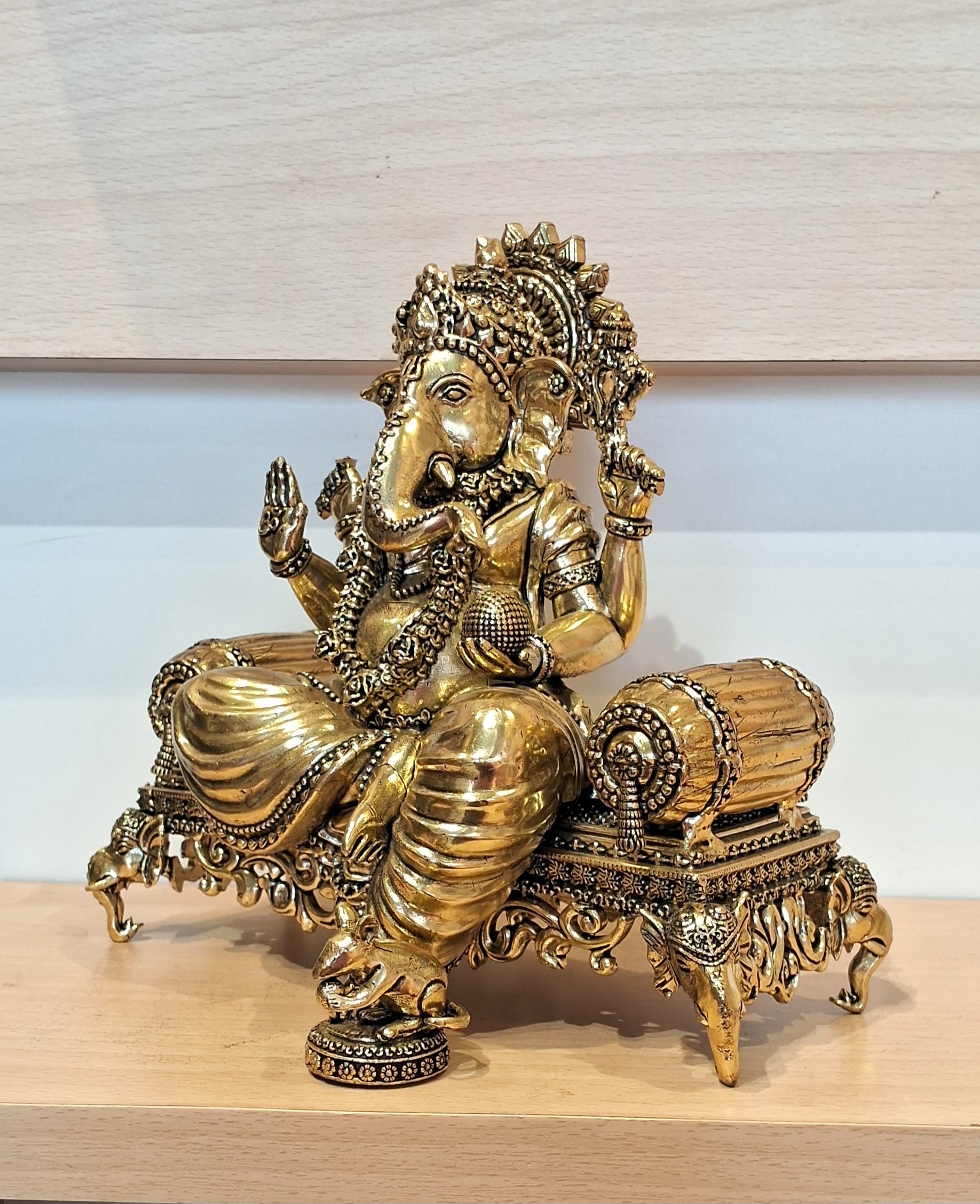 FB-Sofa Ganesha / Vinayagar -7.5"
