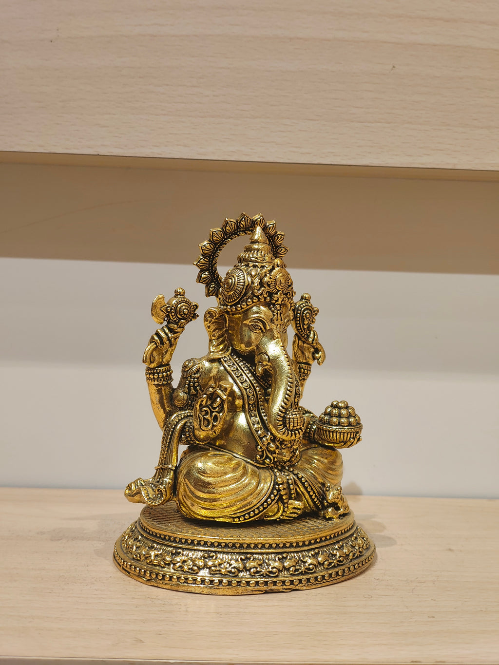 Ganesha / Vinayagar on Oval Base-5'
