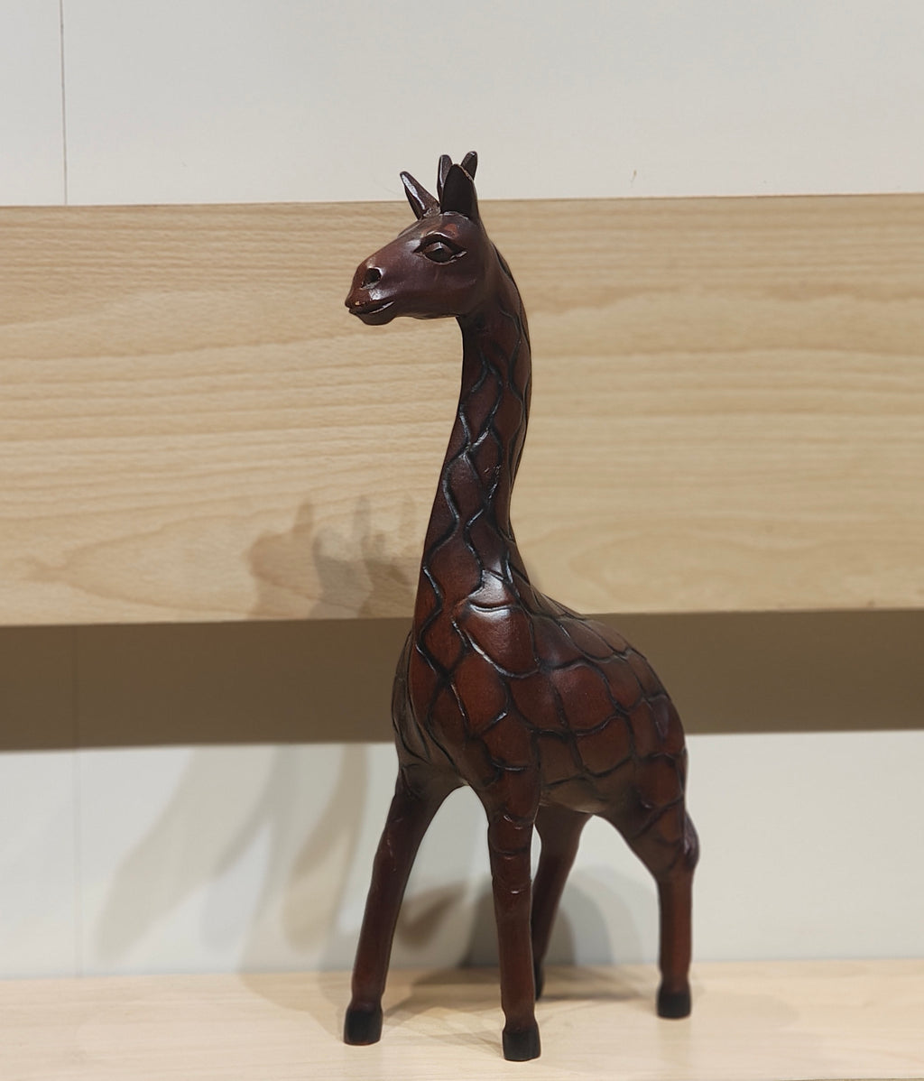 Giraffe Table Decor