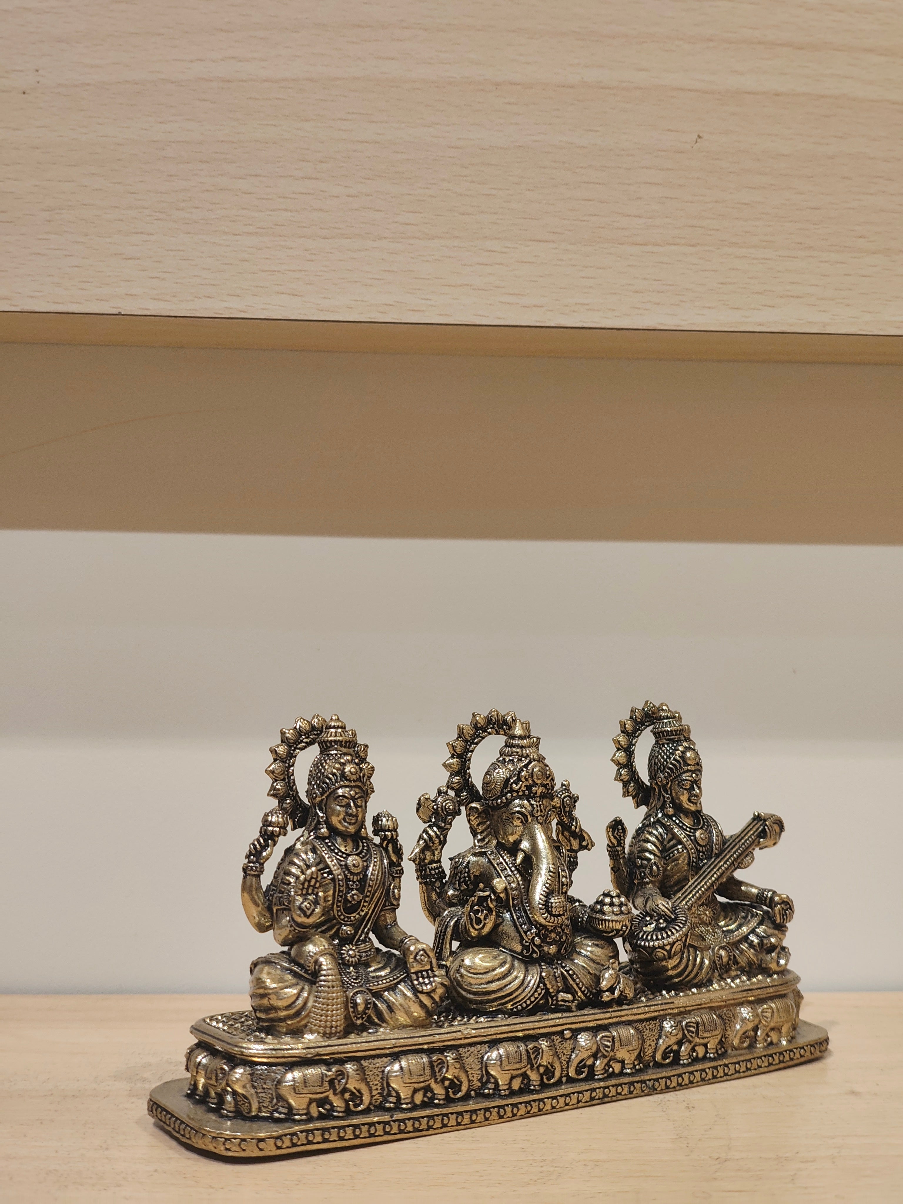 Lakshmi Ganesha / Vinayagar Saraswathi-3"