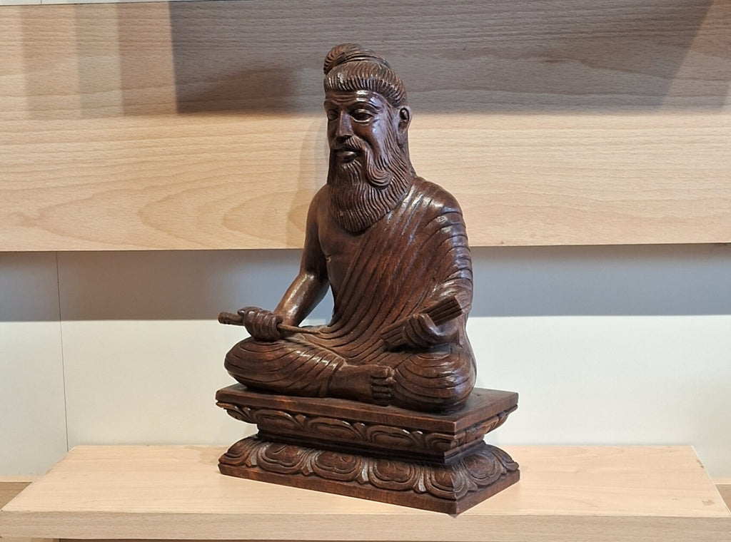Thiruvalluvar Statue