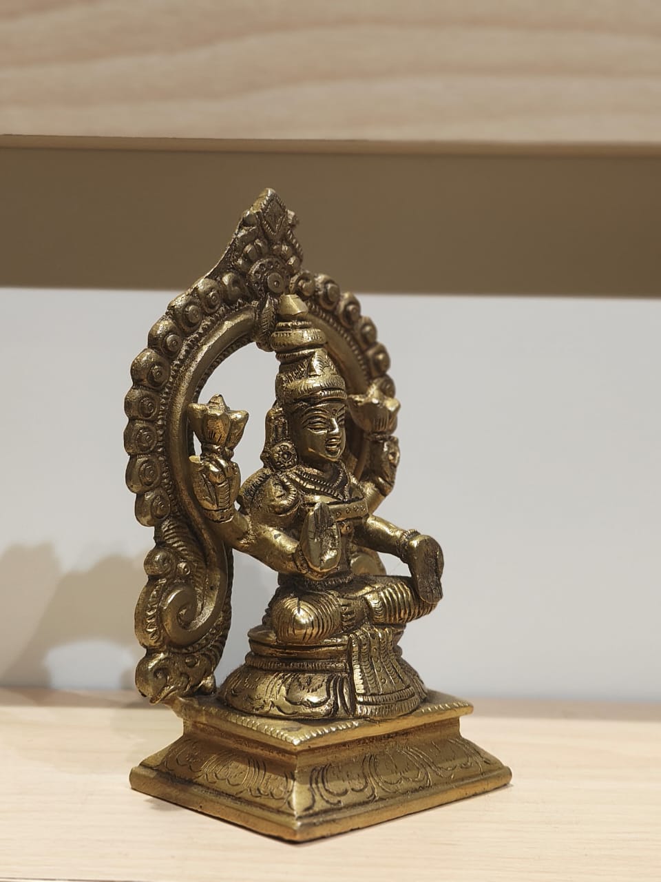 Mahalakshmi with Arch Big